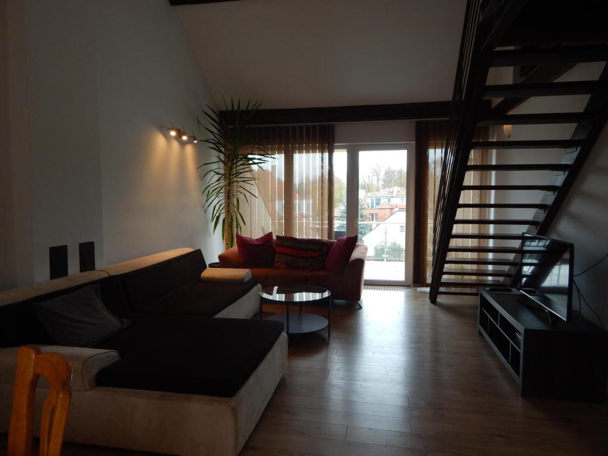 Attic Parkview Apartment П'єштяни Екстер'єр фото
