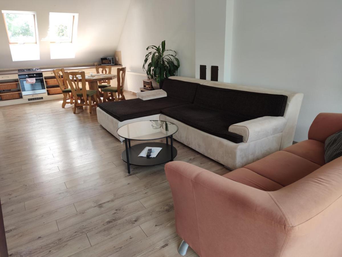Attic Parkview Apartment П'єштяни Екстер'єр фото