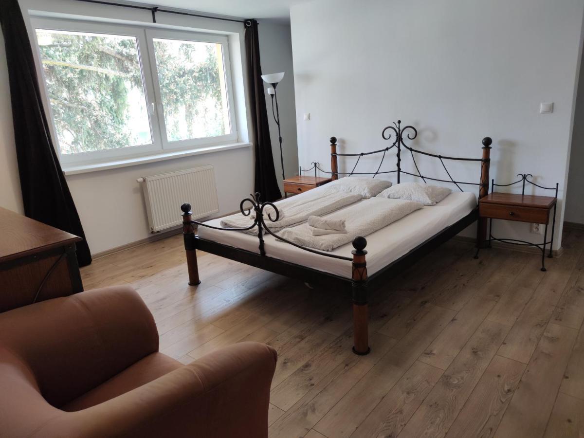 Attic Parkview Apartment П'єштяни Екстер'єр фото